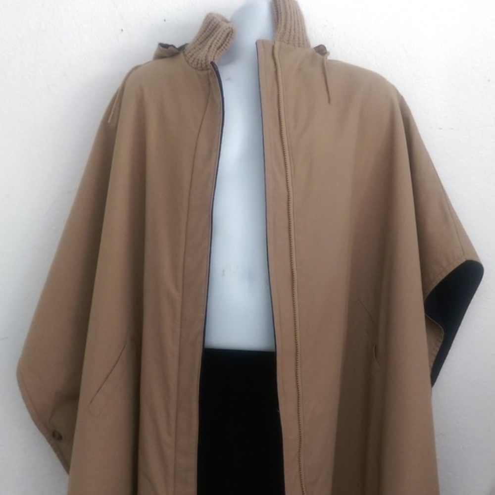 CLEARANCE NWOT Cape Poncho Ruana Coat OS RAIN